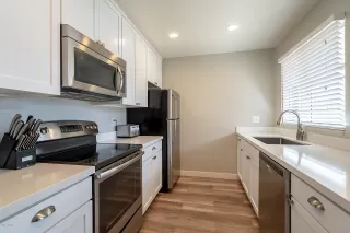 Photo #5: 6128652 Listing 