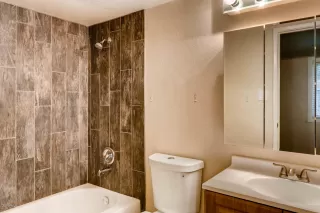 Photo #6: 6128729 Listing