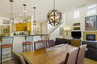 Photo #3: 6129151 Listing