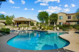 Photo #6: 6129151 Listing