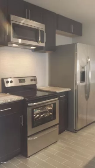 Photo #2: 6129201 Listing