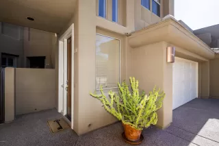 Photo #2: 6129264 Listing