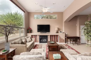 Photo #3: 6129304 Listing