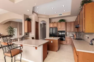 Photo #6: 6129304 Listing