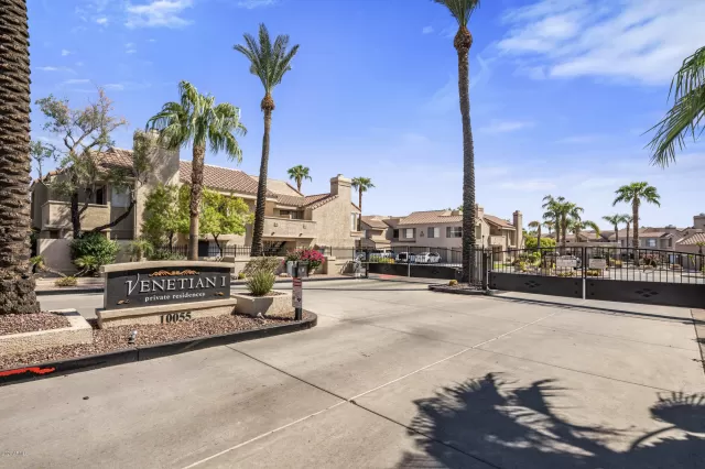 MLS: 6129377 Condo For Sale