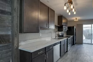 Photo #5: 6129440 Listing