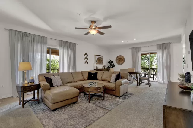 MLS: 6129450 Condo For Sale