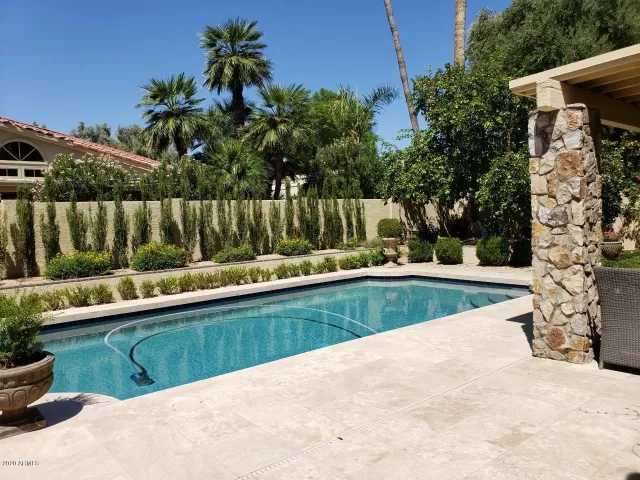 MLS: 6129491 Condo For Sale