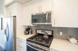 Photo #2: 6129668 Listing