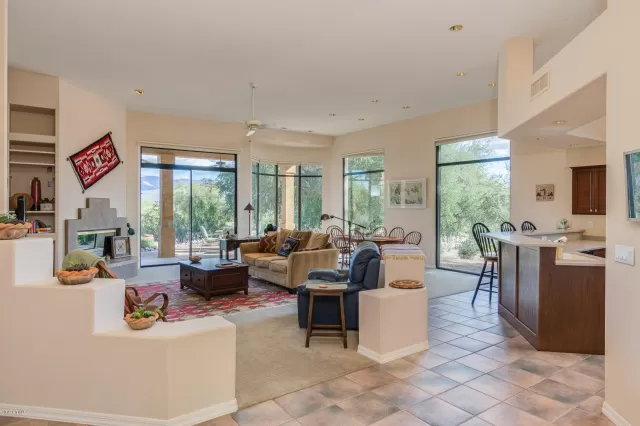 MLS: 6129721 Condo For Sale