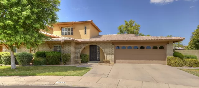 MLS: 6130132 Condo For Sale