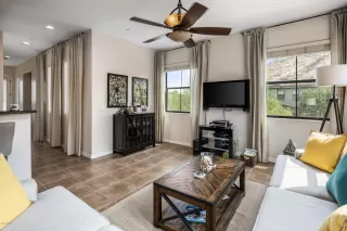 Photo #3: 6130143 Listing