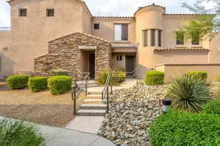 Photo #2: 6130183 Listing 