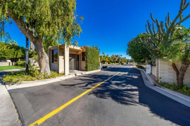 MLS: 6130420 Condo For Sale