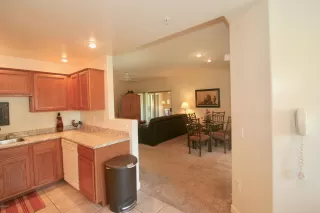 Photo #6: 6130460 Listing