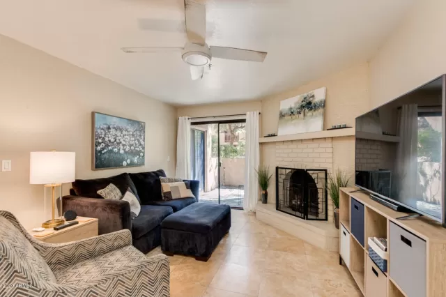 MLS: 6130493 Condo For Sale