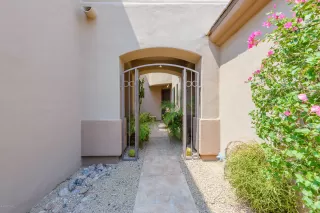 Photo #5: 6130530 Listing 