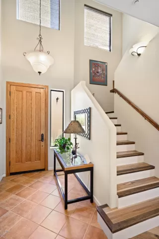 Photo #5: 6130937 Listing