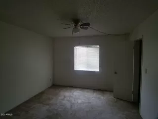 Photo #6: 6131115 Listing