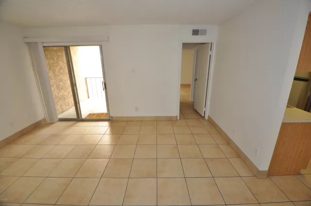 MLS: 6131117 Condo For Sale