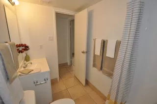 Photo #5: 6131117 Listing