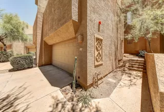 Photo #5: 6131342 Listing