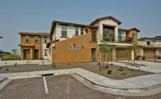 Photo #2: 6131359 Listing 