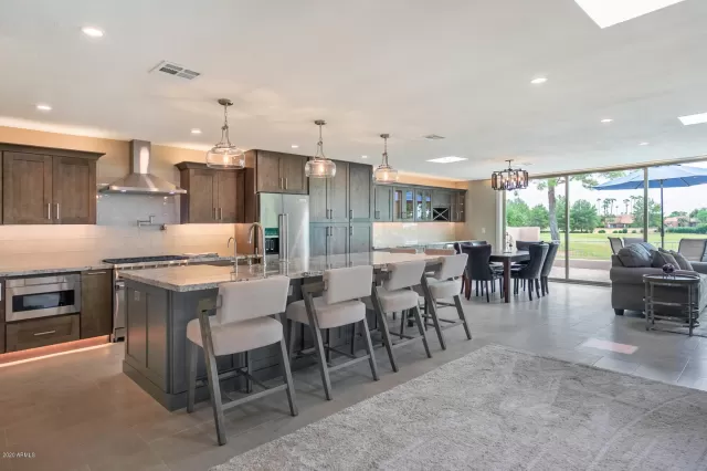 MLS: 6131565 Condo For Sale