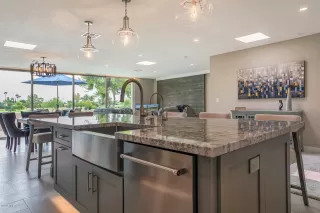 Photo #4: 6131565 Listing