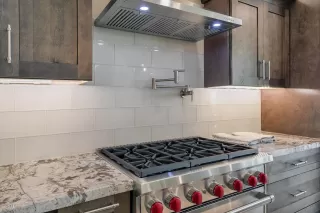 Photo #5: 6131565 Listing