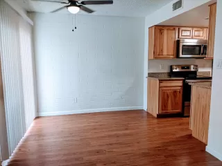 Photo #4: 6131575 Listing 