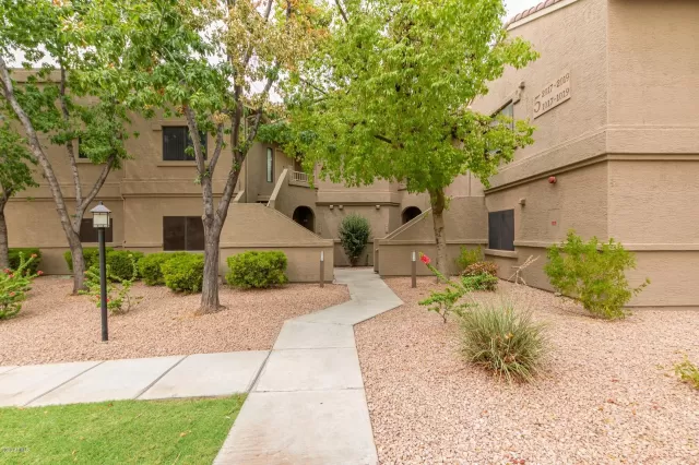 MLS: 6131591 Condo For Sale