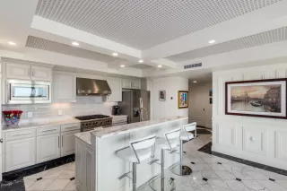 Photo #6: 6131865 Listing