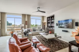 Photo #1: 6131893 Listing