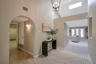 Photo #5: 6132044 Listing