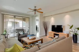 Photo #6: 6132196 Listing