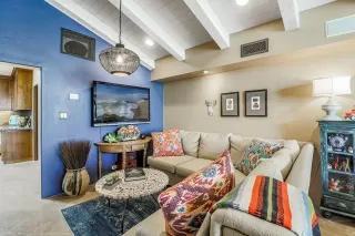 Photo #6: 6132455 Listing