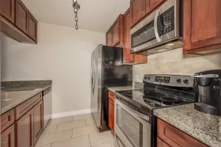 Photo #3: 6132572 Listing