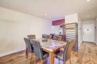 Photo #6: 6132572 Listing