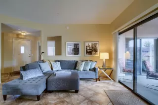 Photo #5: 6133236 Listing 