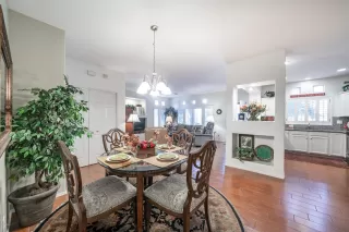 Photo #3: 6133257 Listing