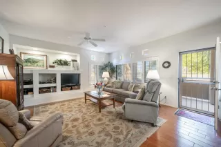 Photo #6: 6133257 Listing