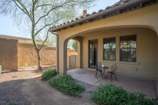 Photo #4: 6133280 Listing