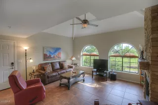 Photo #3: 6133323 Listing