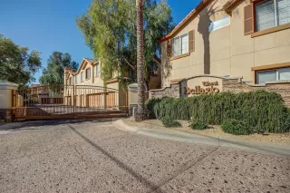 Photo #1: 6133380 Listing