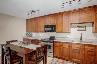 Photo #4: 6133731 Listing