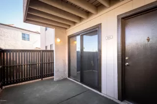 Photo #2: 6133841 Listing 