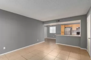 Photo #3: 6133841 Listing 