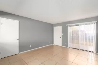 Photo #5: 6133841 Listing 