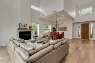 Photo #4: 6133935 Listing 